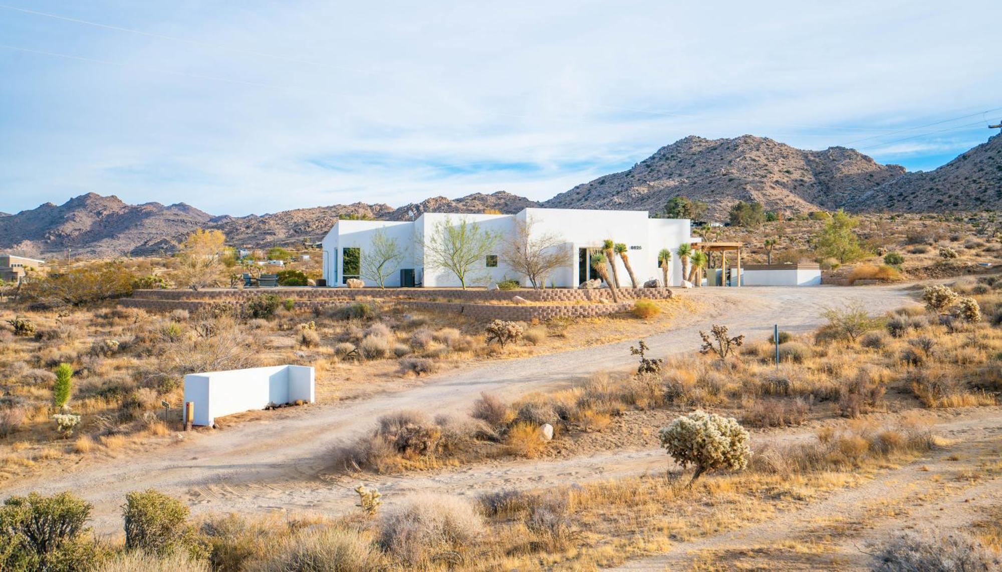 Experience Desert Serenity Gateway To Joshua Tree โจชัวทรี ภายนอก รูปภาพ