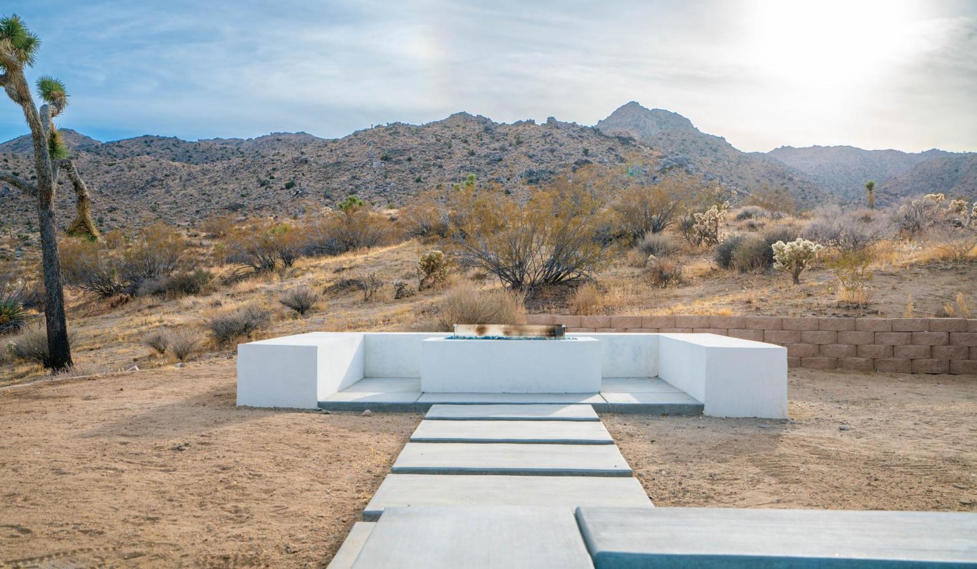 Experience Desert Serenity Gateway To Joshua Tree โจชัวทรี ภายนอก รูปภาพ